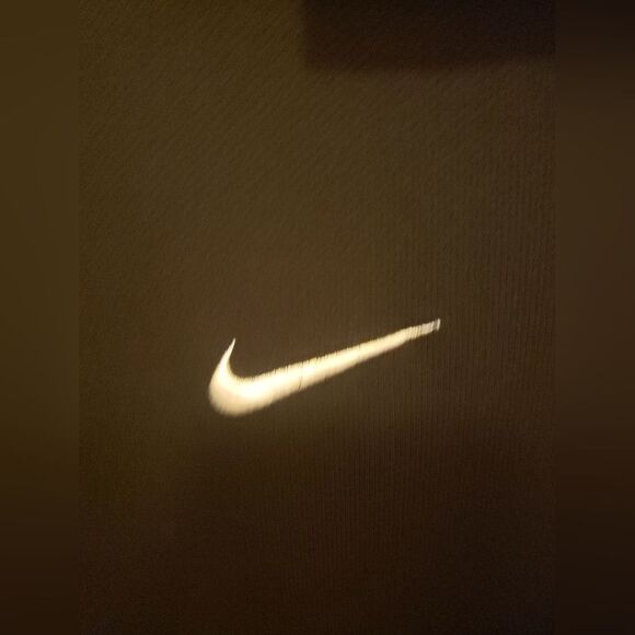 Mens Nike Dry Fit Golf Shirt - Picture 2 of 4